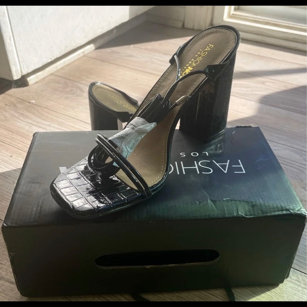 Croc About You Fashion Nova Chunky Heels 8.5 - Picture 4 of 4